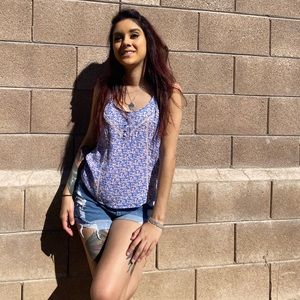 Princess Vera Wang tank top size:Medium